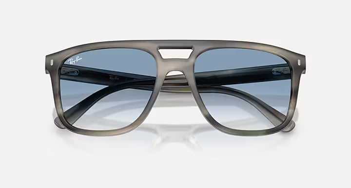 RB2213